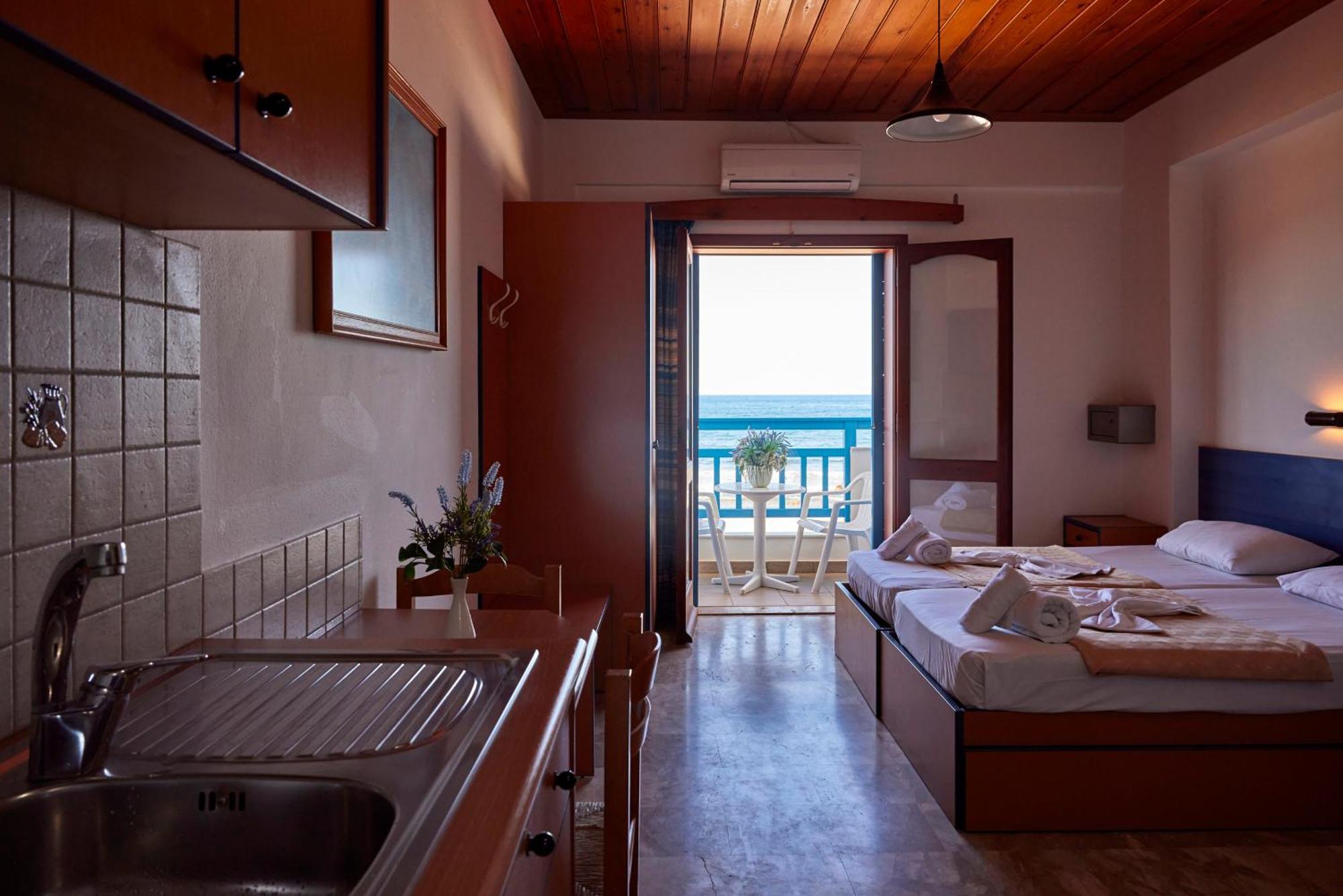 Vlachakis Hotel Сталіда Екстер'єр фото